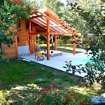 Le Des Lieges Leschaletssouslespins Villa
